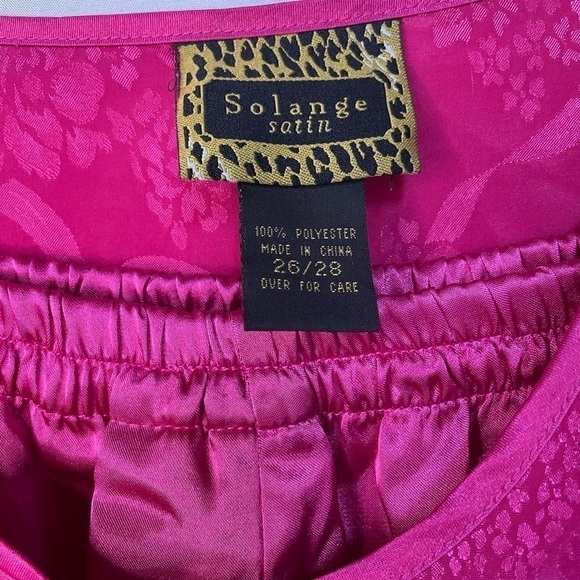 SoLange Satin pajama set. - Picture 4 of 4